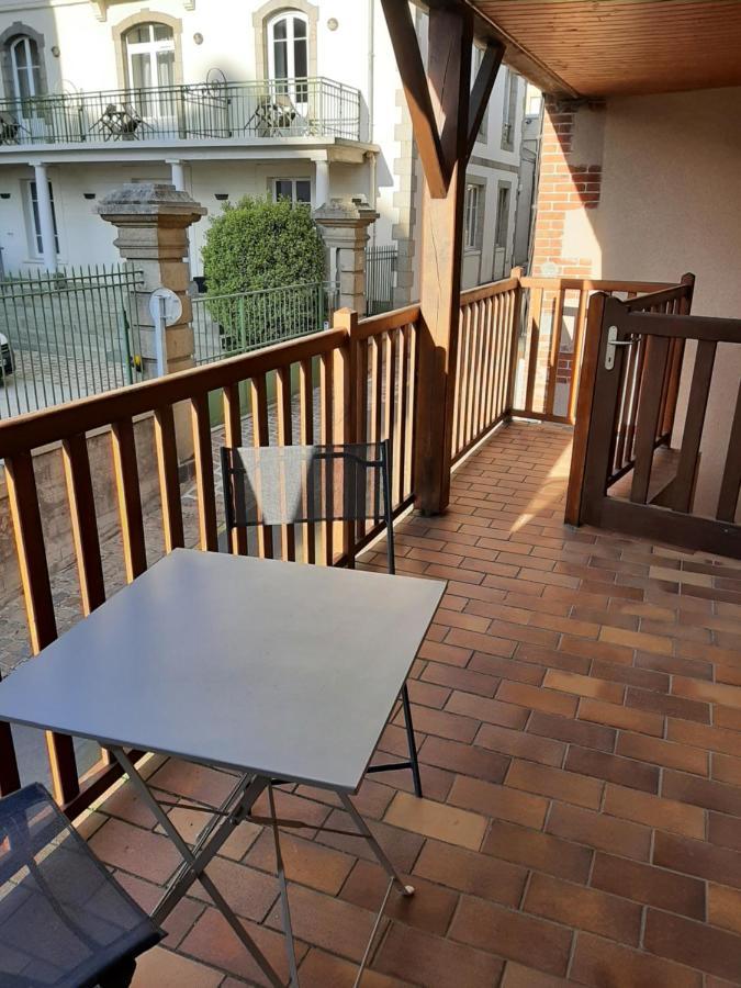 Le Petit Michelet Apartment Granville Luaran gambar