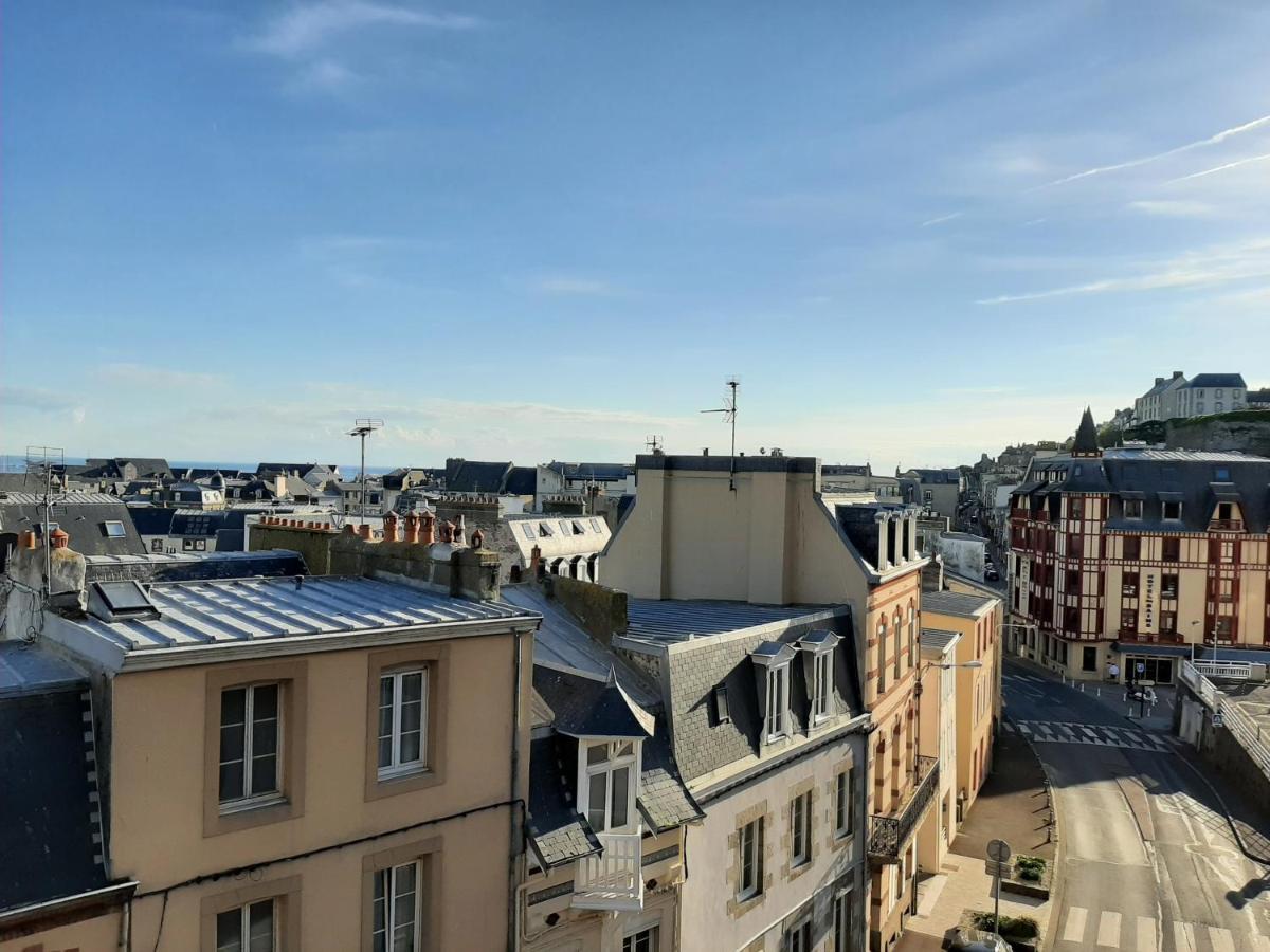 Le Petit Michelet Apartment Granville Luaran gambar